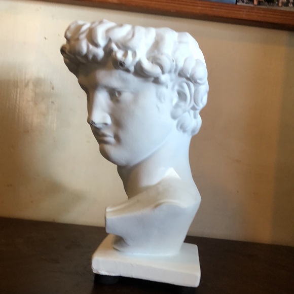 David King of Israel & Judah 10” plaster pottery bust 10” distressed - planter - Picture 3 of 6